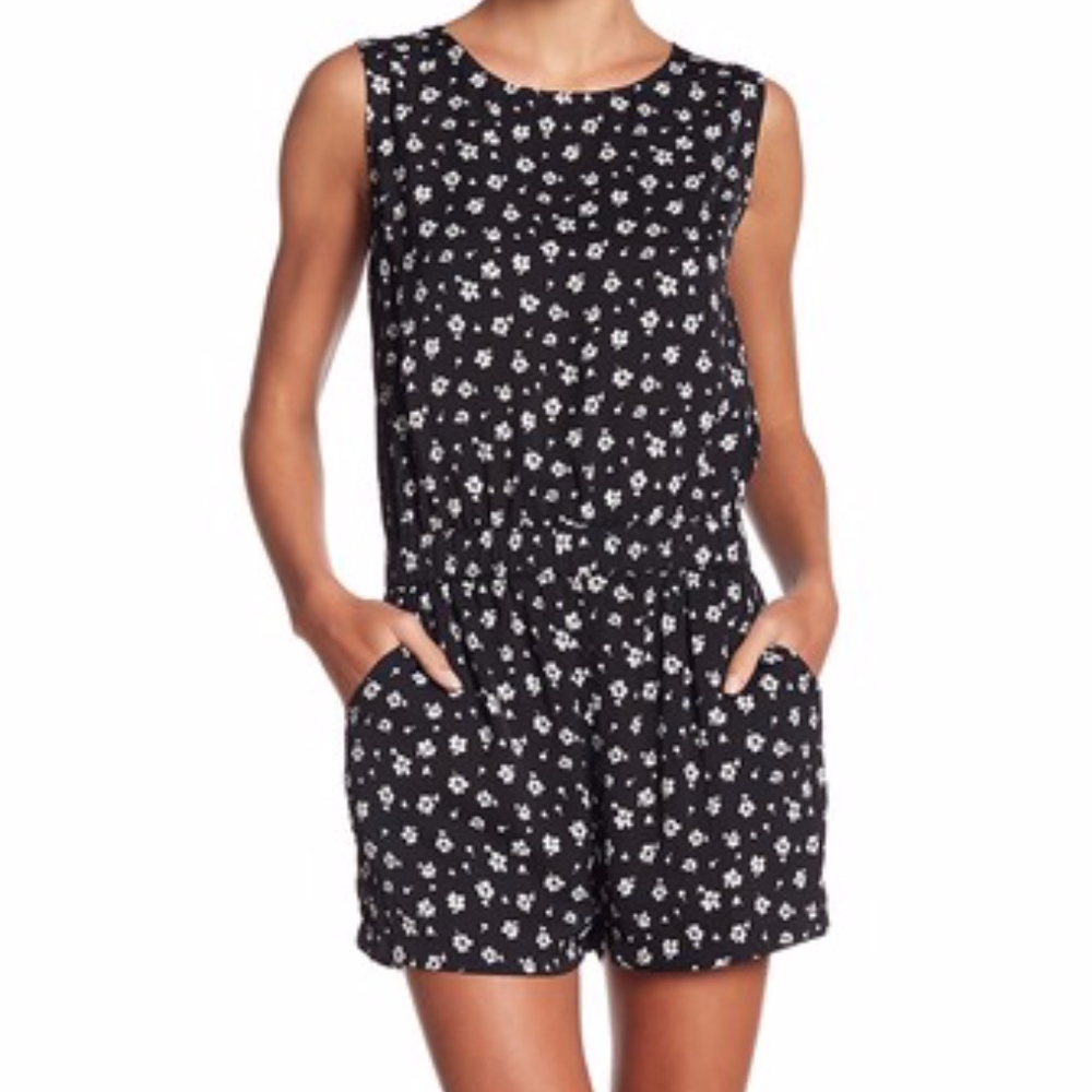 NEW Papillion Ditsy Floral Romper